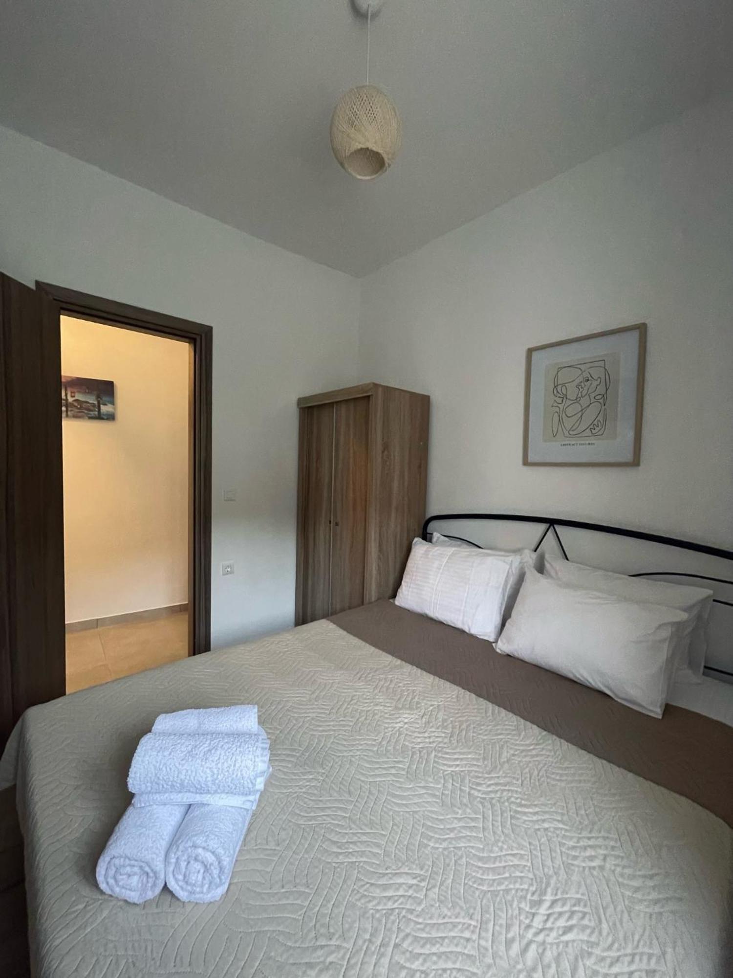 Blue Horizon Apartment Achlia